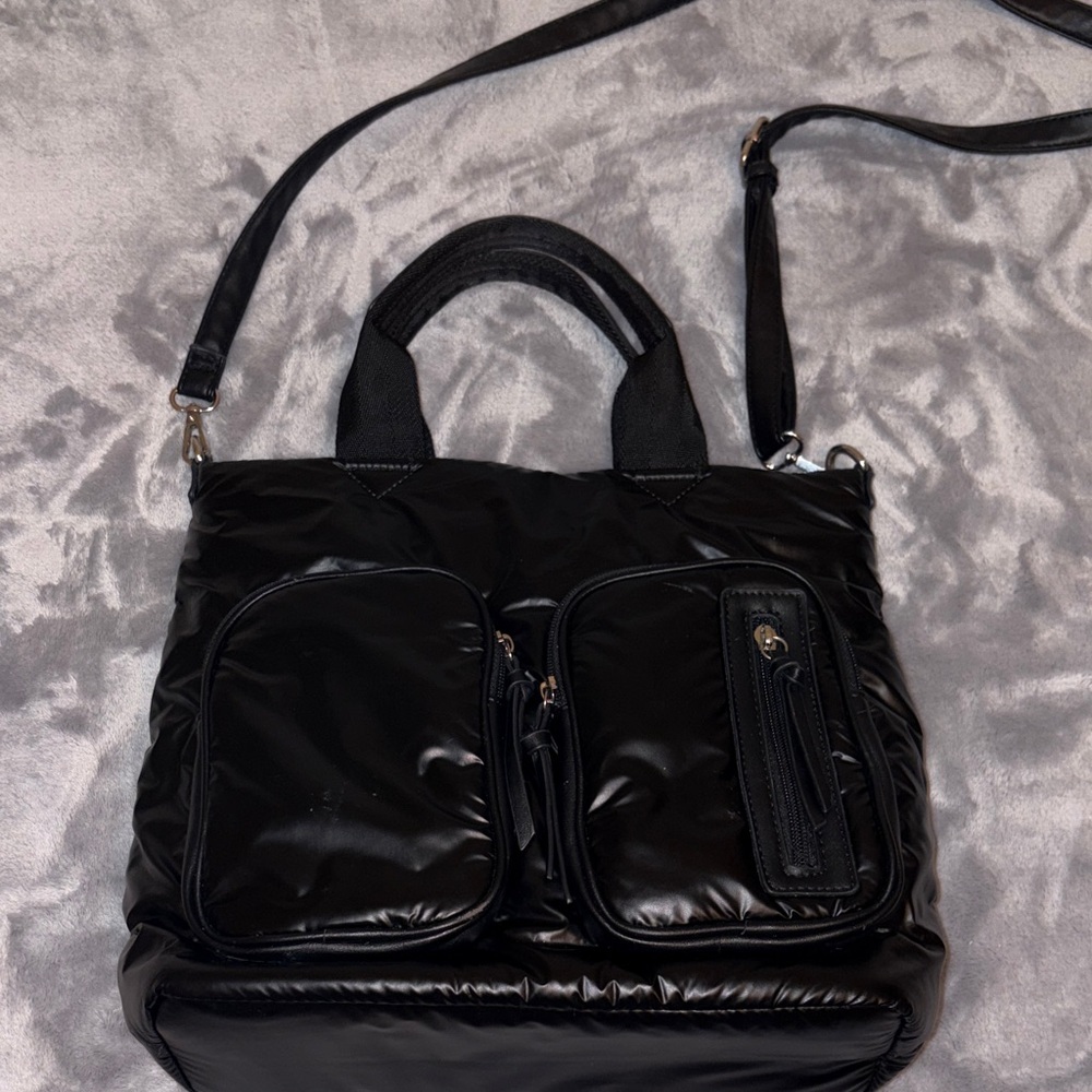 PUFFY TWO WAY HANDBAG CROSSBODY EXCELLENT WORN TWO TIMES